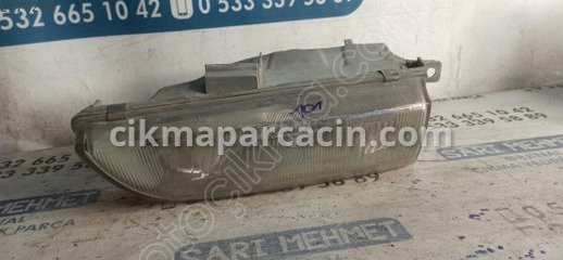 Toyota Corolla Sağ Ön Far çıkma parça