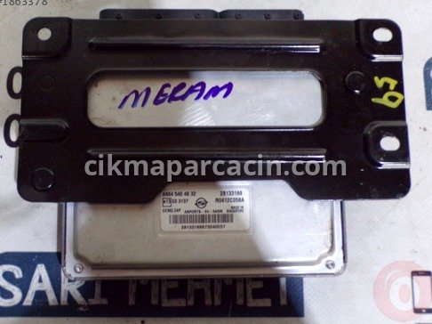 Nissan Pathfinder Motor Beyni çıkma parça