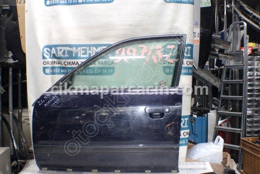 Audi A3 Sol Ön Kapı çıkma parça