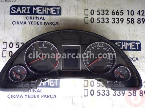 Audi A4 Gösterge Paneli çıkma parça