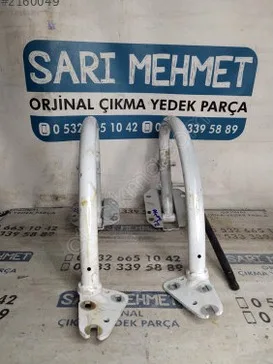 Audi A4 Bagaj Menteşesi çıkma parça
