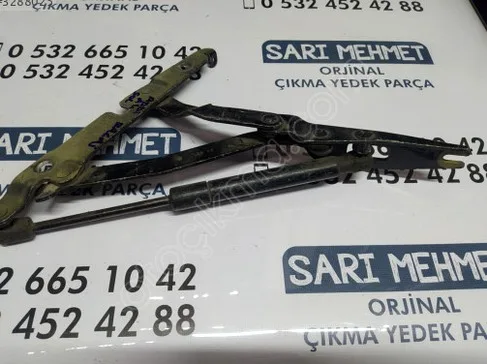 Audi A4 Bagaj Menteşesi çıkma parça