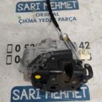 Audi A4 Kapı Kilidi çıkma parça - SARI MEHMET OTO YEDEK PARÇA Konya