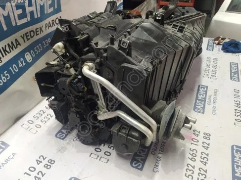 Audi A6 Kalorifer Izgarası çıkma parça - SARI MEHMET OTO YEDEK PARÇA Konya