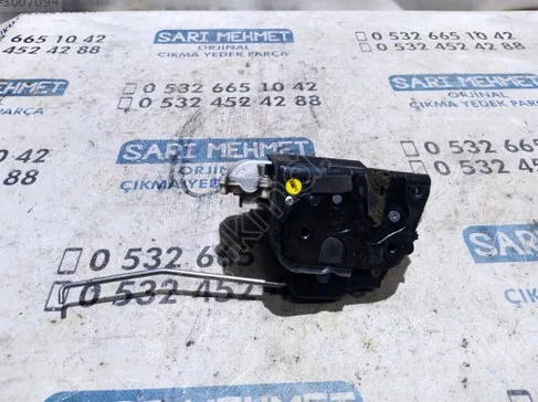 Audi A6 Kapı Kilidi çıkma parça - SARI MEHMET OTO YEDEK PARÇA Konya