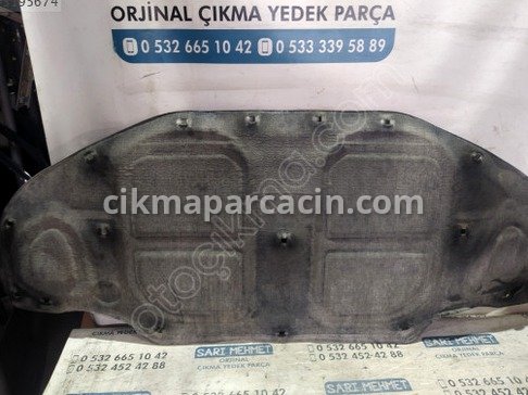 Audi A8 Kaput çıkma parça