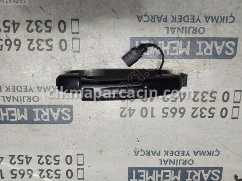 Audi Q7 Dış Kapı Kolu çıkma parça