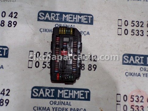 BMW 3 Serisi Sigorta Kutusu çıkma parça