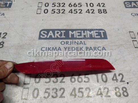BMW 3 Serisi Reflektör çıkma parça
