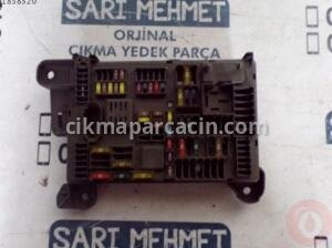 ÇIKMA BMW E70 E71 SİGORTA KUTUSU 518 954 020A – Konya Çıkma Parça
