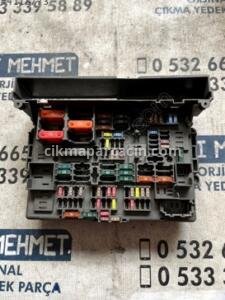 ÇIKMA BMW E87 9119445-06 911944506 SİGORTA KUTUSU – Konya Çıkma Parça
