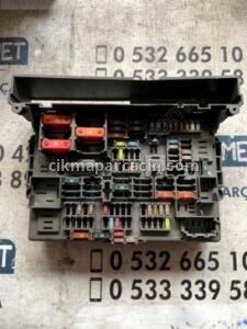 ÇIKMA BMW E87 9119446-03 911944603 SİGORTA KUTUSU – Konya Çıkma Parça