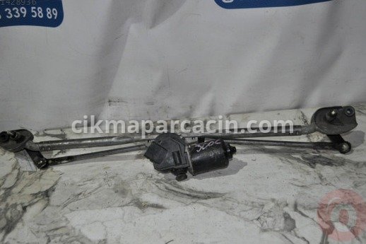 Chrysler 300 Silecek Motoru çıkma parça
