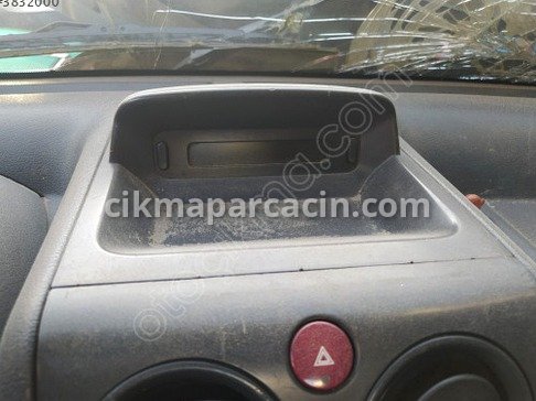Citroen Berlingo Flaşör Düğmesi çıkma parça