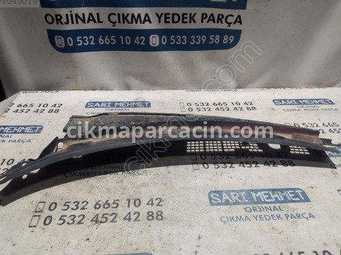 Citroen Berlingo Ön Cam Izgarası çıkma parça