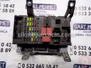 ÇIKMA FİAT ALBEA SİNEA LİNEA PALİO SİGORTA KUTUSU 1534518 – Konya Çıkma Parça OEM 1534518