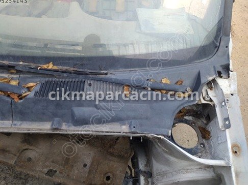 Fiat Doblo Ön Cam Izgarası çıkma parça