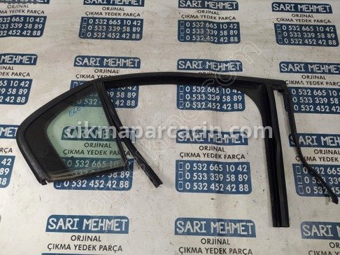 Fiat Egea Kelebek Camı çıkma parça