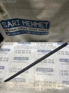 ÇIKMA FİAT PUNTO SAĞ ÖN KAPI BANDI ÇITASI – Konya Çıkma Parça OEM 735335695