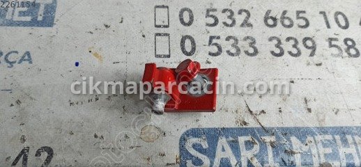 Fiat Punto Kapı Menteşesi çıkma parça