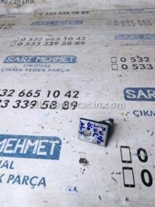 ÇIKMA FİAT PUNTO SOL ÖN KAPI MENTEŞESİ ALT – Konya Çıkma Parça