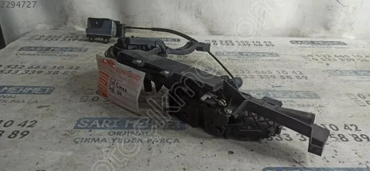 Ford C-Max Kapı Kilidi çıkma parça - SARI MEHMET OTO YEDEK PARÇA Konya