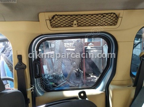 Ford Tourneo Connect İç Trim çıkma parça