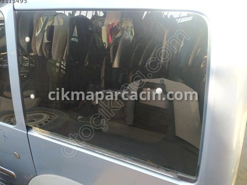 Ford Tourneo Connect Kelebek Camı çıkma parça