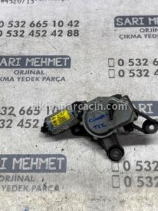 ÇIKMA FORD CONNECT TEK BAGAJ SİLECEK MOTORU 6T16-17404-BB – Konya Çıkma Parça