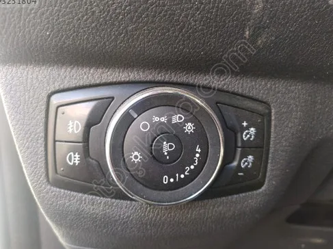 Ford Tourneo Courier Far Ayar Düğmesi çıkma parça - SARI MEHMET OTO YEDEK PARÇA Konya