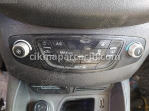ÇIKMA FORD COURİER KLİMA KONTROL PANELİ – Konya Çıkma Parça