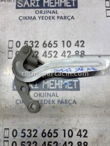 ÇIKMA FORD COURİER MOTOR KAPUTU MENTEŞESİ SAĞ – Konya Çıkma Parça | OEM ET7616800AB