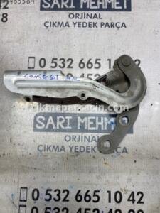 ÇIKMA FORD COURİER MOTOR KAPUTU MENTEŞESİ SOL – Konya Çıkma Parça | OEM ET7616801AB