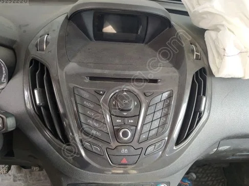 Ford Tourneo Courier Havalandırma Izgaraları çıkma parça - SARI MEHMET OTO YEDEK PARÇA Konya