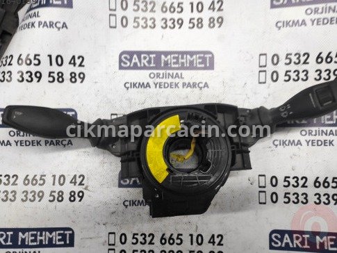 Ford Fiesta Sinyal Kolu çıkma parça