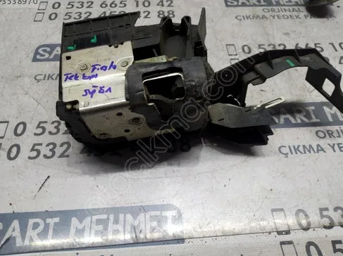 Ford Fiesta Kapı Kilidi çıkma parça - SARI MEHMET OTO YEDEK PARÇA Konya