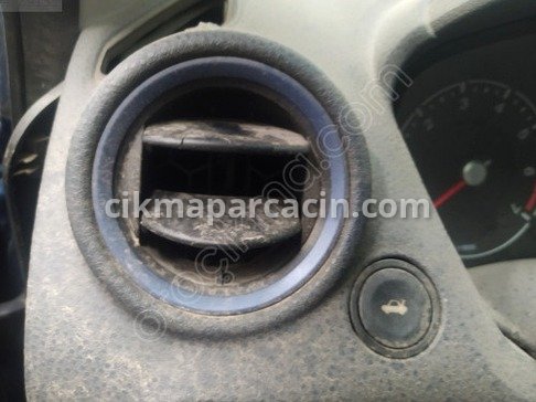 Ford Fiesta Havalandırma Izgaraları çıkma parça
