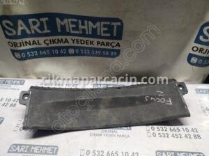 ÇIKMA FORD FOCUS 2 SEDAN ARKA PANEL ÜST PLASTİĞİ – Konya Çıkma Parça