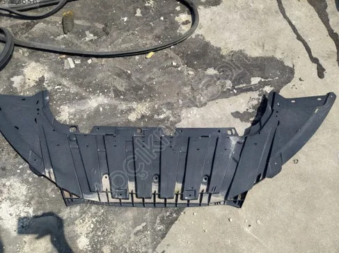 Ford Focus Ön Tampon çıkma parça - SARI MEHMET OTO YEDEK PARÇA Konya