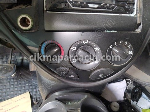 Ford Focus Klima Kontrol Paneli çıkma parça