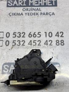 ÇIKMA FORD FOCUS SAĞ ÖN KAPI KİLİDİ 1998-2005 – Konya Çıkma Parça