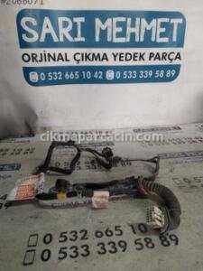 ÇIKMA HYUNDAİ ACCENT ERA SAĞ ARKA KAPI İÇ TESİSATI – Konya Çıkma Parça