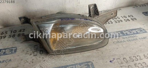 Hyundai Accent Sağ Ön Far çıkma parça