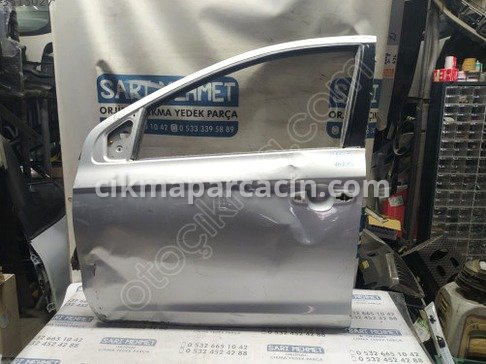 Hyundai i20 Sol Ön Kapı çıkma parça