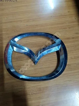 Mazda 3 Bagaj Arması çıkma parça - SARI MEHMET OTO YEDEK PARÇA Konya