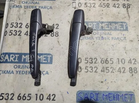 Mazda 3 Dış Kapı Kolu çıkma parça - SARI MEHMET OTO YEDEK PARÇA Konya