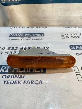 Mazda 323 Sinyal Lambası çıkma parça - SARI MEHMET OTO YEDEK PARÇA Konya