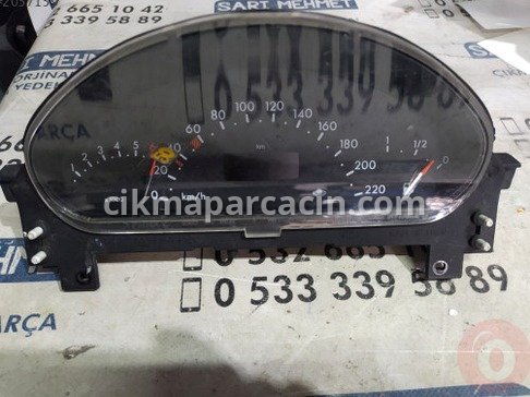 Mercedes-Benz A Serisi Kilometre Saati çıkma parça