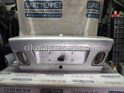 Mercedes-Benz E Serisi Bagaj Kapağı çıkma parça