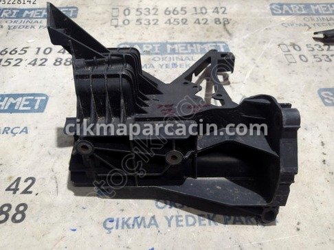 Mercedes-Benz E Serisi Far Braketi çıkma parça